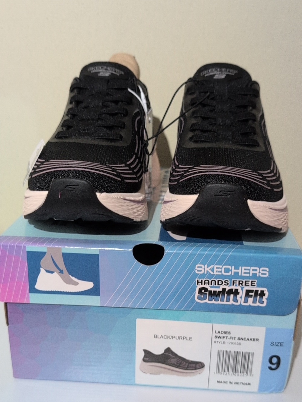 Skechers Ladies Black with Light Pink Accent Sneakers - Picture 1 of 8